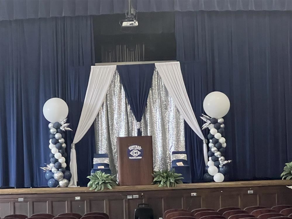  Senior Pinning